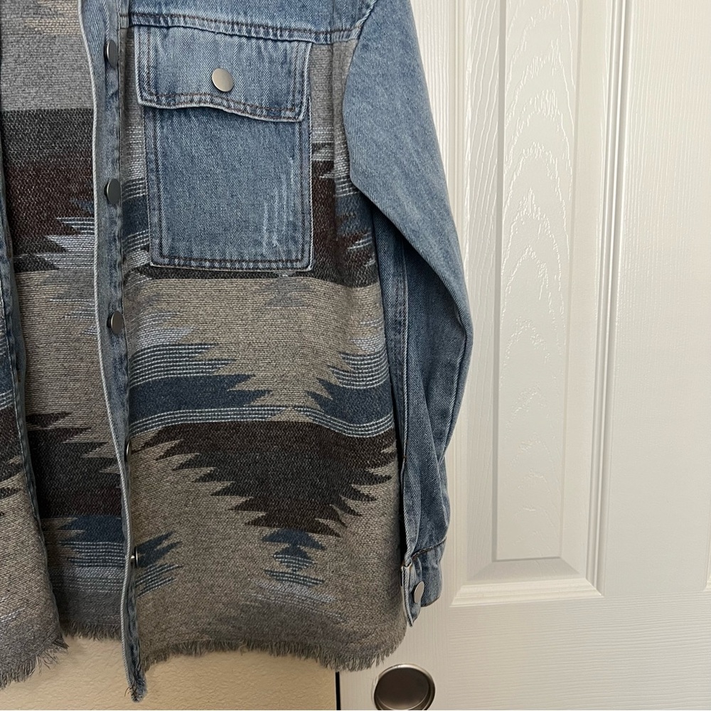 Denim and Patterned Jacket - Picture 3 of 8
